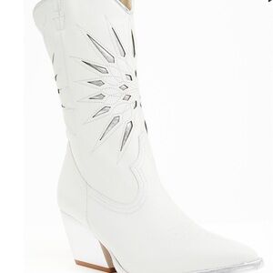 Elegant White Cut-Out Heeled Boots